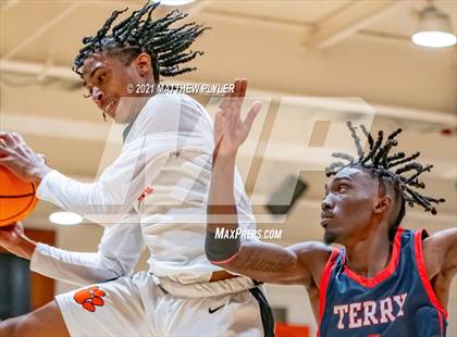 Thumbnail 1 in Terry Sanford @ South View photogallery.