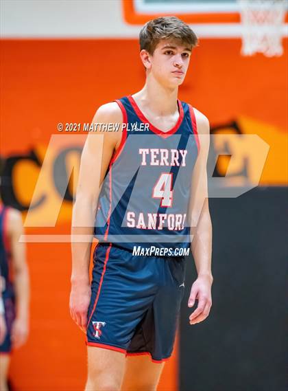 Thumbnail 3 in Terry Sanford @ South View photogallery.