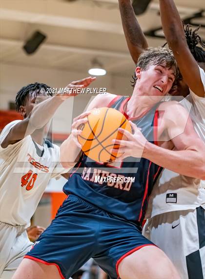 Thumbnail 2 in Terry Sanford @ South View photogallery.