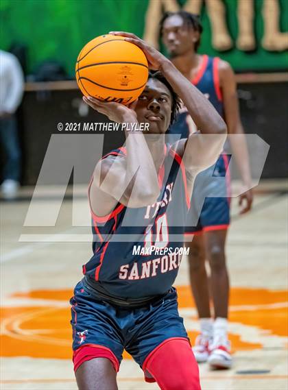 Thumbnail 1 in Terry Sanford @ South View photogallery.