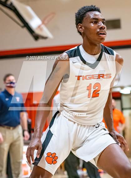 Thumbnail 3 in Terry Sanford @ South View photogallery.