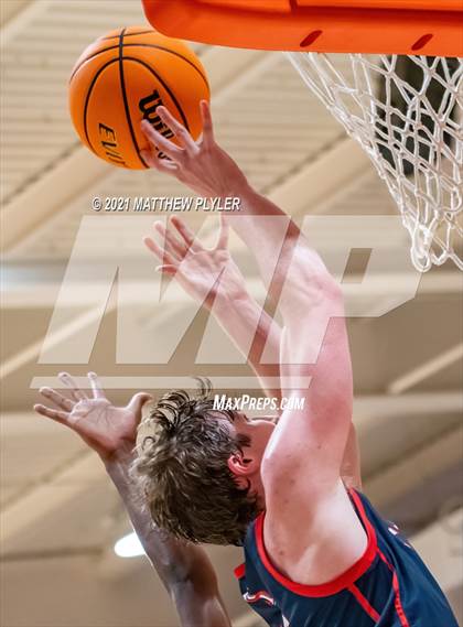 Thumbnail 1 in Terry Sanford @ South View photogallery.