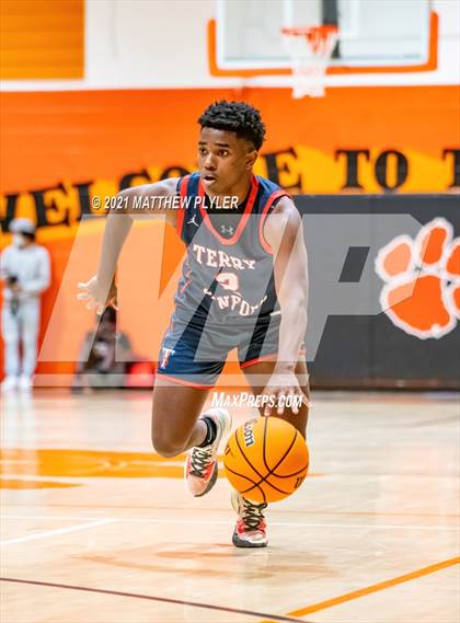 Thumbnail 3 in Terry Sanford @ South View photogallery.