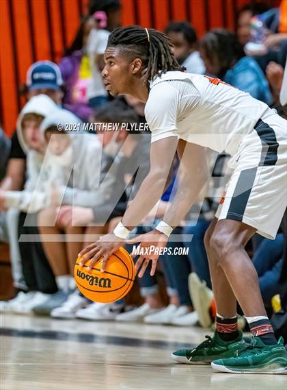 Thumbnail 2 in Terry Sanford @ South View photogallery.