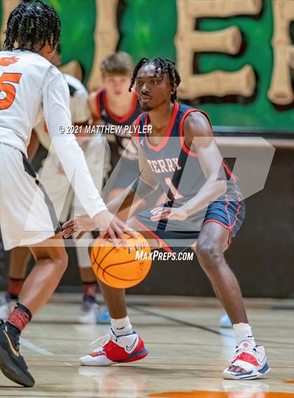 Thumbnail 3 in Terry Sanford @ South View photogallery.