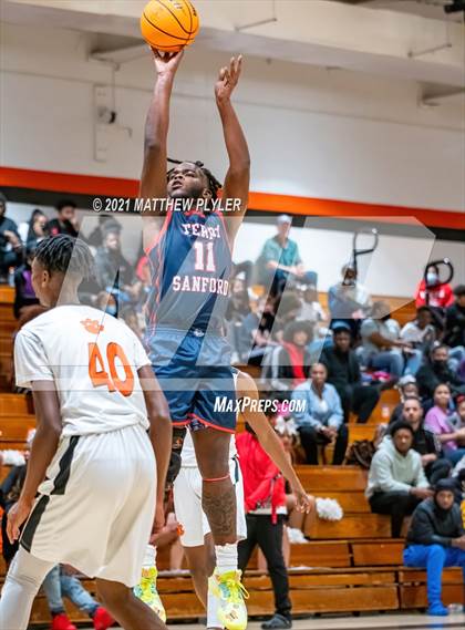 Thumbnail 3 in Terry Sanford @ South View photogallery.
