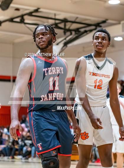 Thumbnail 2 in Terry Sanford @ South View photogallery.
