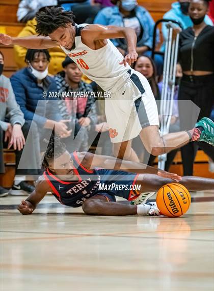 Thumbnail 3 in Terry Sanford @ South View photogallery.