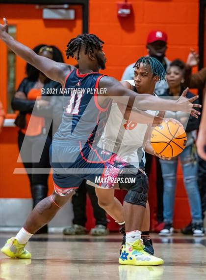 Thumbnail 3 in Terry Sanford @ South View photogallery.