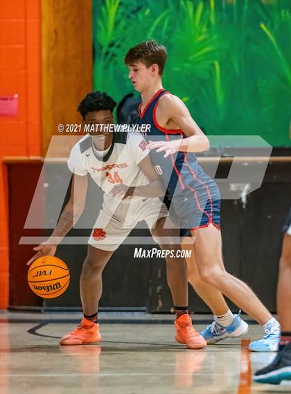 Thumbnail 3 in Terry Sanford @ South View photogallery.