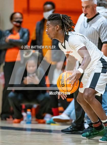 Thumbnail 1 in Terry Sanford @ South View photogallery.