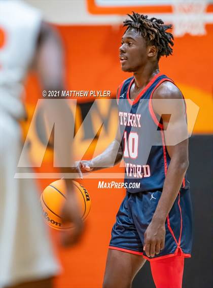 Thumbnail 2 in Terry Sanford @ South View photogallery.