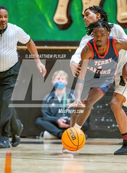 Thumbnail 2 in Terry Sanford @ South View photogallery.