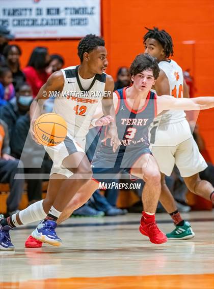 Thumbnail 3 in Terry Sanford @ South View photogallery.