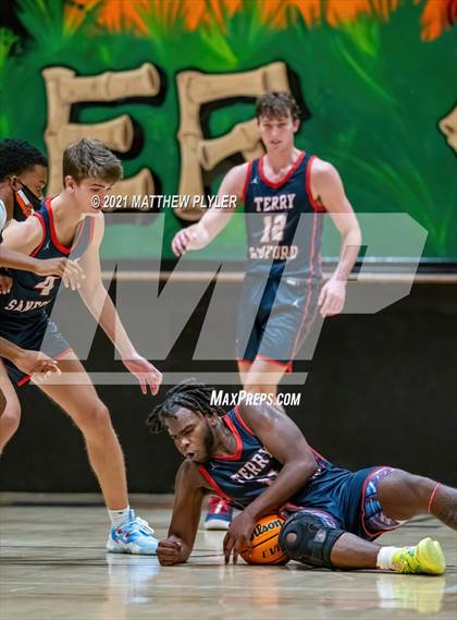 Thumbnail 3 in Terry Sanford @ South View photogallery.