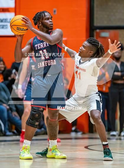 Thumbnail 3 in Terry Sanford @ South View photogallery.