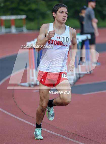 Thumbnail 2 in Section VIII Championship (800 Meter) photogallery.