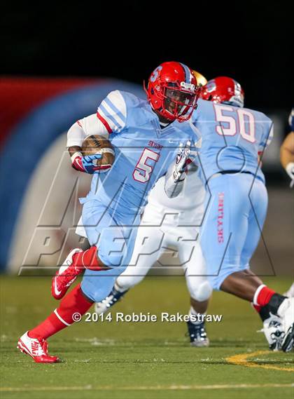 Thumbnail 3 in Dallas Jesuit @ Skyline photogallery.