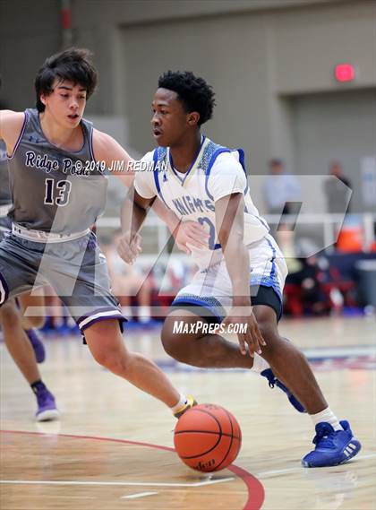 Thumbnail 1 in Fort Bend Elkins vs. Ridge Point (McDonald's Texas Invitational) photogallery.