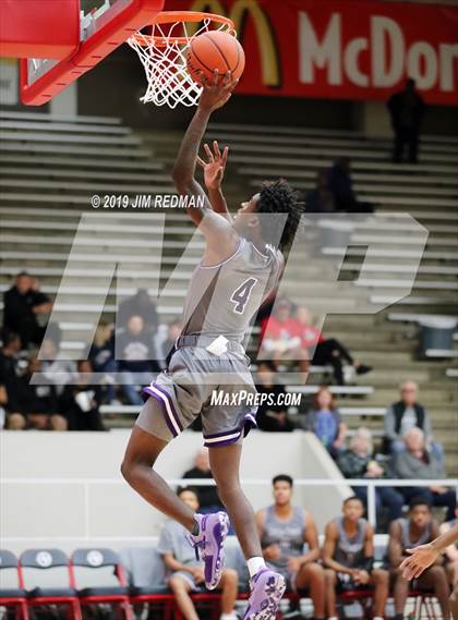 Thumbnail 1 in Fort Bend Elkins vs. Ridge Point (McDonald's Texas Invitational) photogallery.