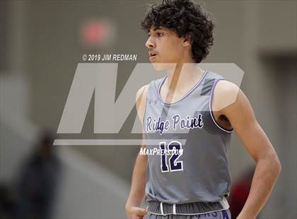 Thumbnail 3 in Fort Bend Elkins vs. Ridge Point (McDonald's Texas Invitational) photogallery.