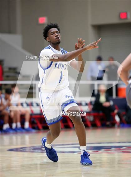 Thumbnail 1 in Fort Bend Elkins vs. Ridge Point (McDonald's Texas Invitational) photogallery.