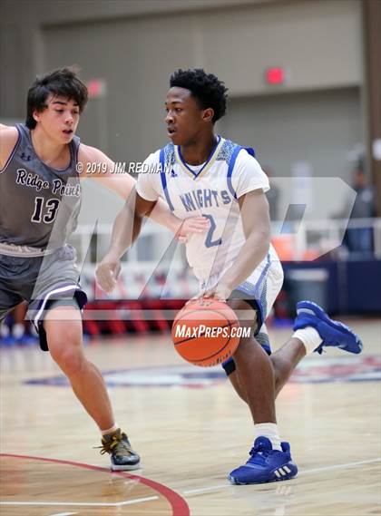 Thumbnail 3 in Fort Bend Elkins vs. Ridge Point (McDonald's Texas Invitational) photogallery.