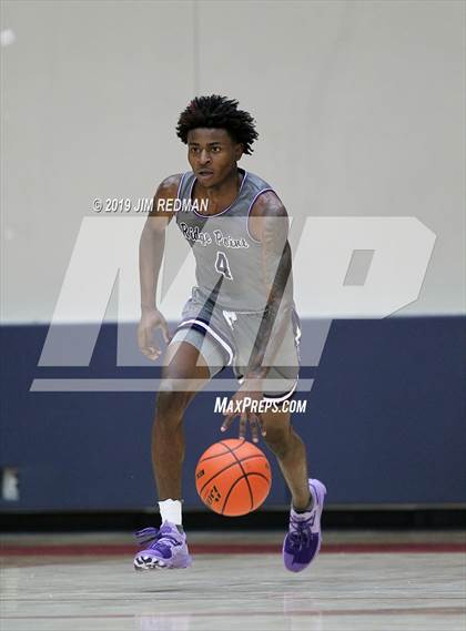 Thumbnail 1 in Fort Bend Elkins vs. Ridge Point (McDonald's Texas Invitational) photogallery.