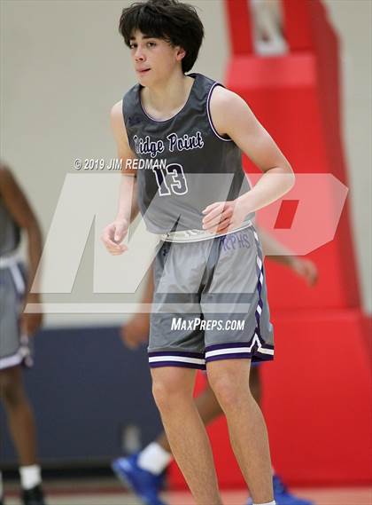 Thumbnail 2 in Fort Bend Elkins vs. Ridge Point (McDonald's Texas Invitational) photogallery.