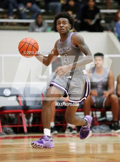 Thumbnail 2 in Fort Bend Elkins vs. Ridge Point (McDonald's Texas Invitational) photogallery.
