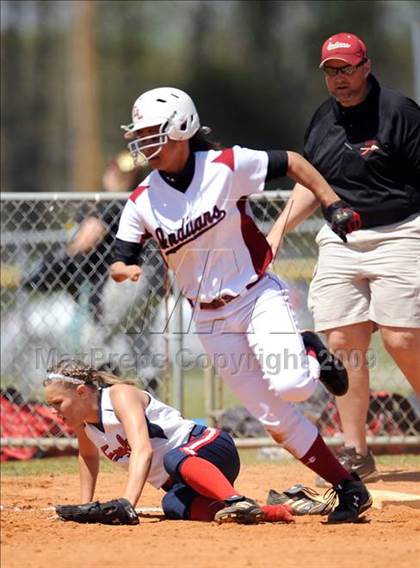 Thumbnail 3 in East Limestone vs. Oak Mountain (Bob Jones Invitational) photogallery.