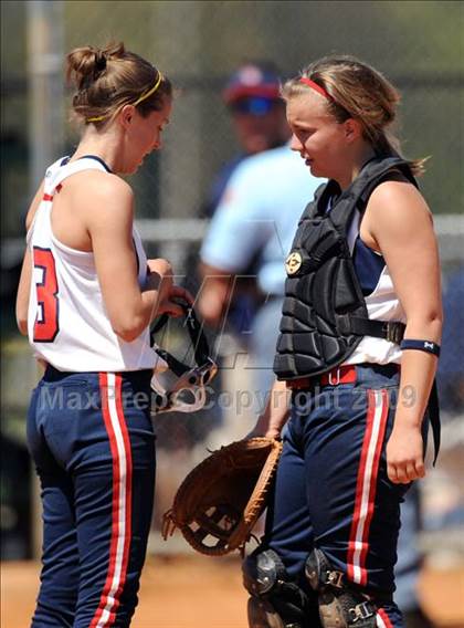 Thumbnail 2 in East Limestone vs. Oak Mountain (Bob Jones Invitational) photogallery.