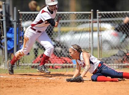 Thumbnail 2 in East Limestone vs. Oak Mountain (Bob Jones Invitational) photogallery.