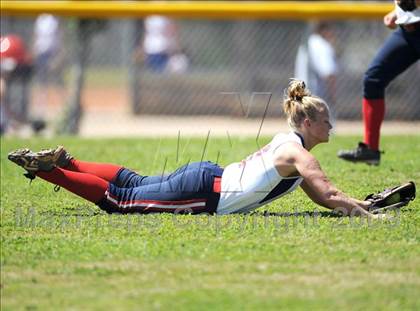 Thumbnail 1 in East Limestone vs. Oak Mountain (Bob Jones Invitational) photogallery.