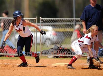 Thumbnail 2 in East Limestone vs. Oak Mountain (Bob Jones Invitational) photogallery.