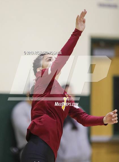 Thumbnail 3 in Kingsburg vs. Mira Monte (CIF CS D4 Semifinal) photogallery.