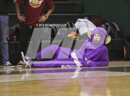 Thumbnail 1 in Kingsburg vs. Mira Monte (CIF CS D4 Semifinal) photogallery.