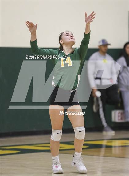 Thumbnail 2 in Kingsburg vs. Mira Monte (CIF CS D4 Semifinal) photogallery.