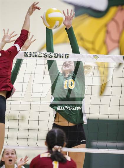 Thumbnail 3 in Kingsburg vs. Mira Monte (CIF CS D4 Semifinal) photogallery.