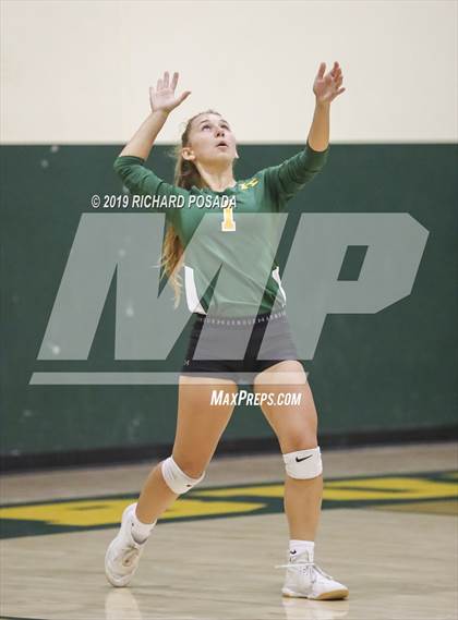 Thumbnail 2 in Kingsburg vs. Mira Monte (CIF CS D4 Semifinal) photogallery.