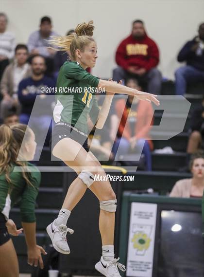 Thumbnail 2 in Kingsburg vs. Mira Monte (CIF CS D4 Semifinal) photogallery.