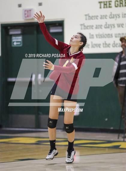 Thumbnail 1 in Kingsburg vs. Mira Monte (CIF CS D4 Semifinal) photogallery.