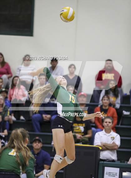 Thumbnail 3 in Kingsburg vs. Mira Monte (CIF CS D4 Semifinal) photogallery.