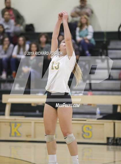 Thumbnail 3 in Kingsburg vs. Mira Monte (CIF CS D4 Semifinal) photogallery.