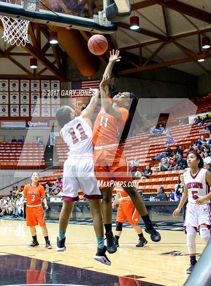 Thumbnail 2 in Foothill vs West Campus (CIF SJS D4 Final) photogallery.