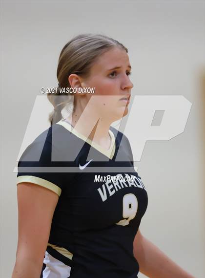 Thumbnail 1 in Casteel @ Verrado photogallery.