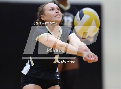 Thumbnail 1 in Casteel @ Verrado photogallery.