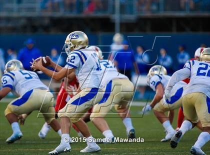 Thumbnail 1 in La Salle vs El camino  photogallery.