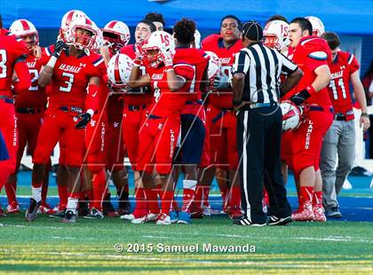 Thumbnail 1 in La Salle vs El camino  photogallery.