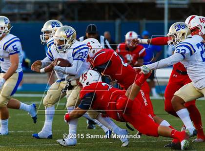 Thumbnail 1 in La Salle vs El camino  photogallery.